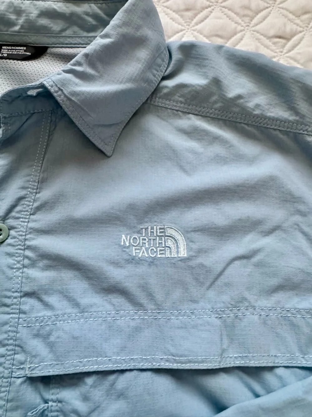 The North Face Light Blue Button-Down Long Sleeve Trail Fishing Shirt Size L